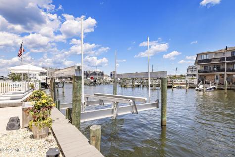 120 Dickman Drive Lavallette NJ 08735