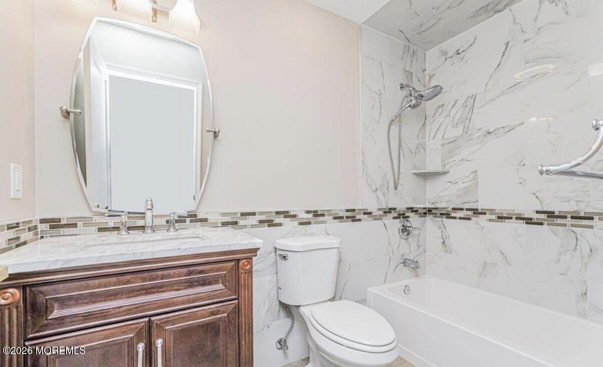 13 Gatley Close Freehold NJ 07728