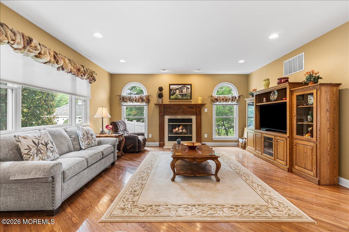 641 Kirwan Court Freehold NJ 07728
