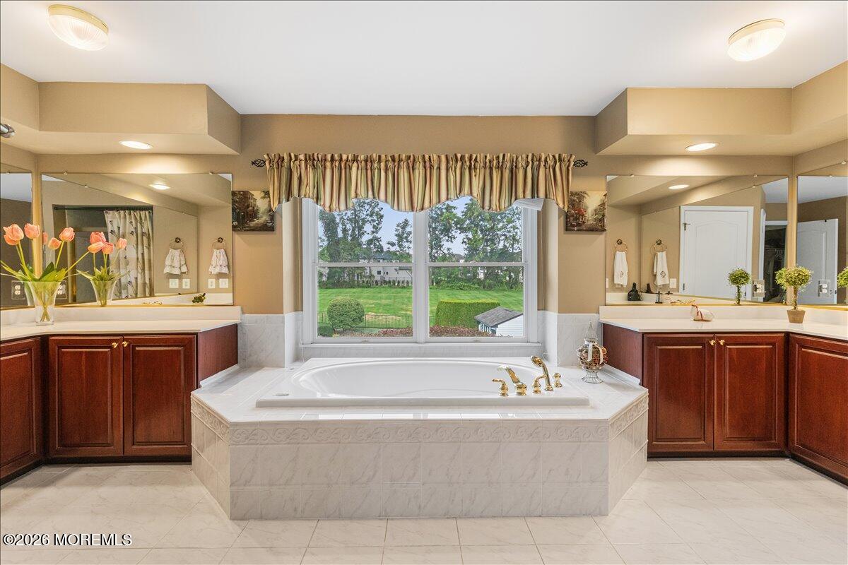 641 Kirwan Court Freehold NJ 07728