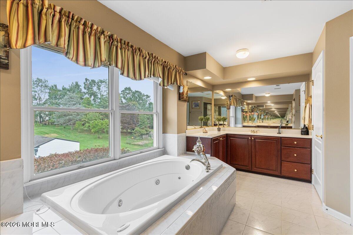 641 Kirwan Court Freehold NJ 07728