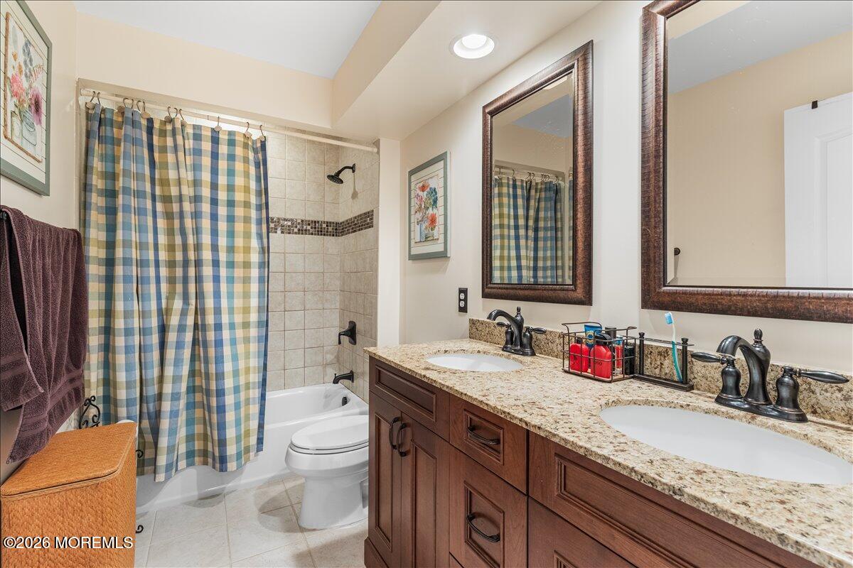 641 Kirwan Court Freehold NJ 07728