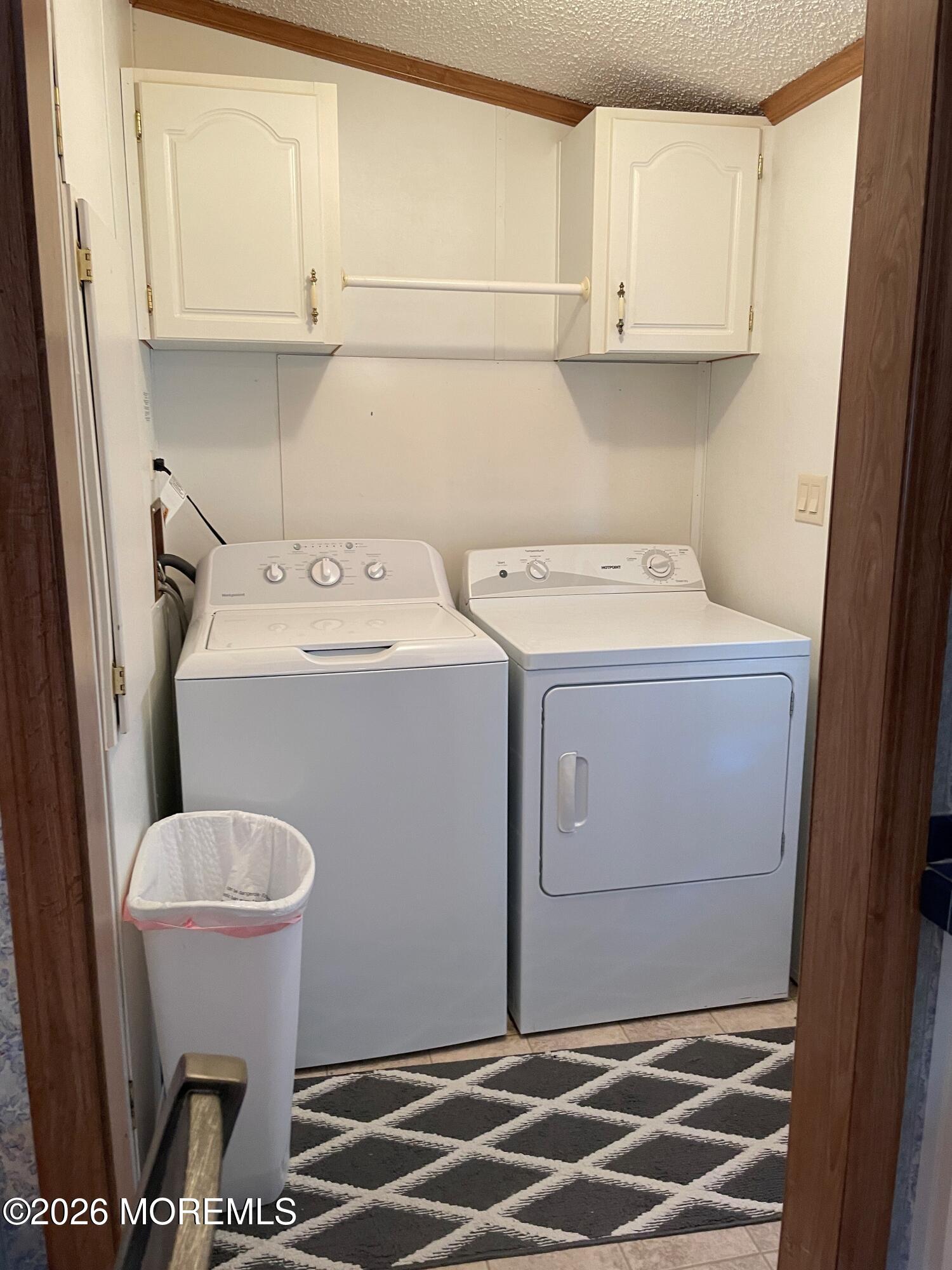 25 Oak Tree Lane Manahawkin NJ 08050