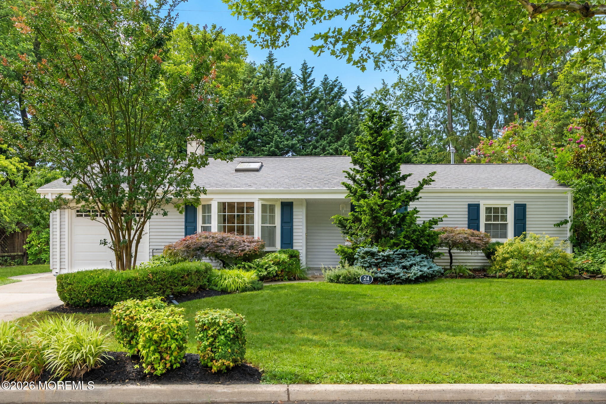 24 Village Lane Middletown NJ 07748