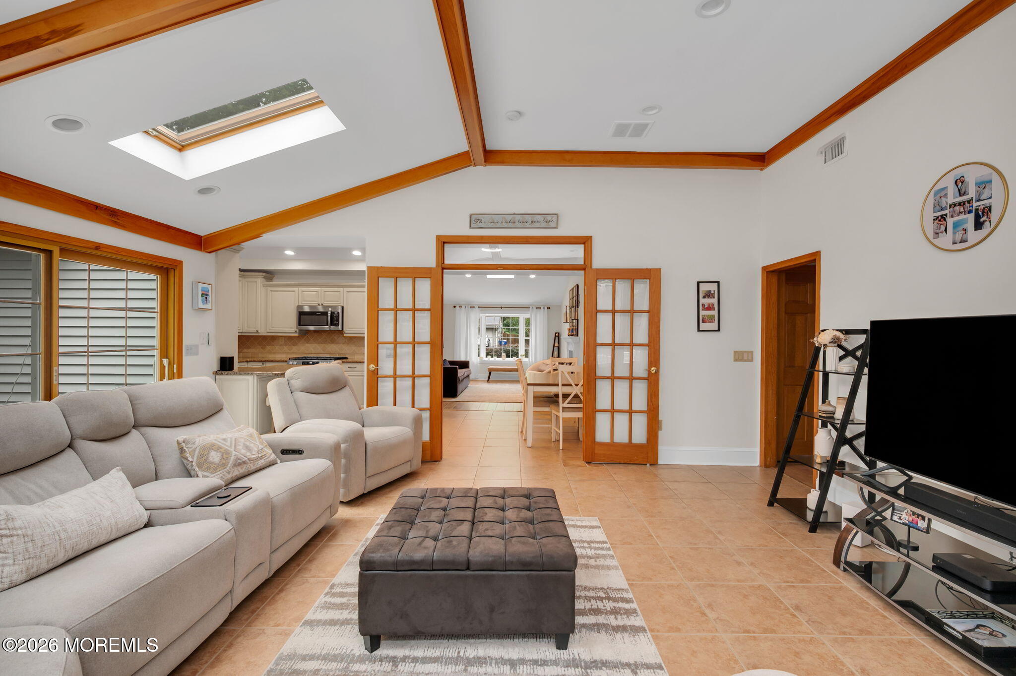 24 Village Lane Middletown NJ 07748