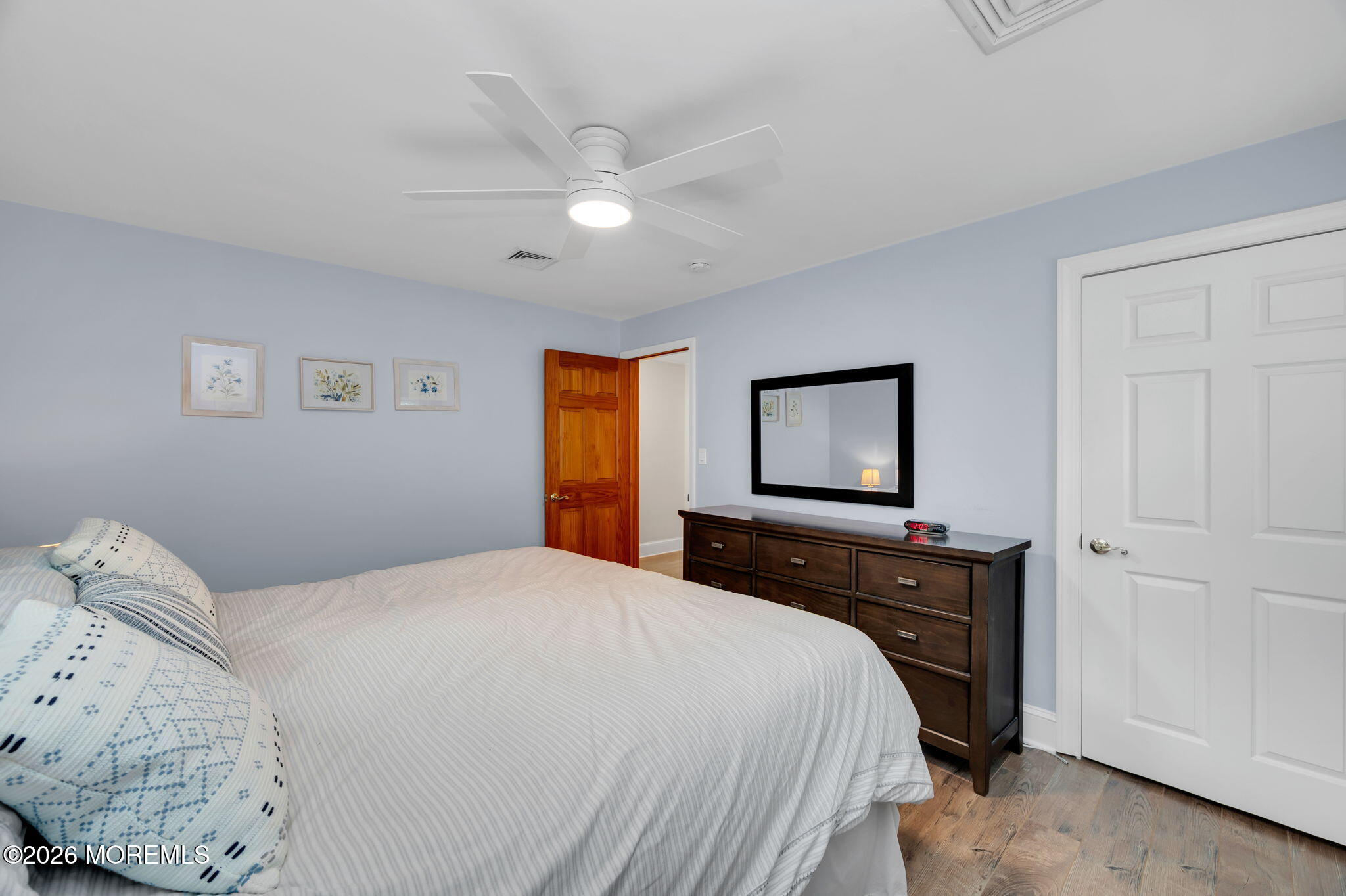 24 Village Lane Middletown NJ 07748