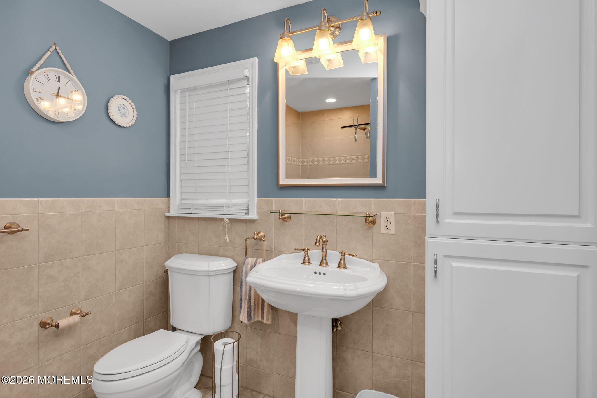 24 Village Lane Middletown NJ 07748