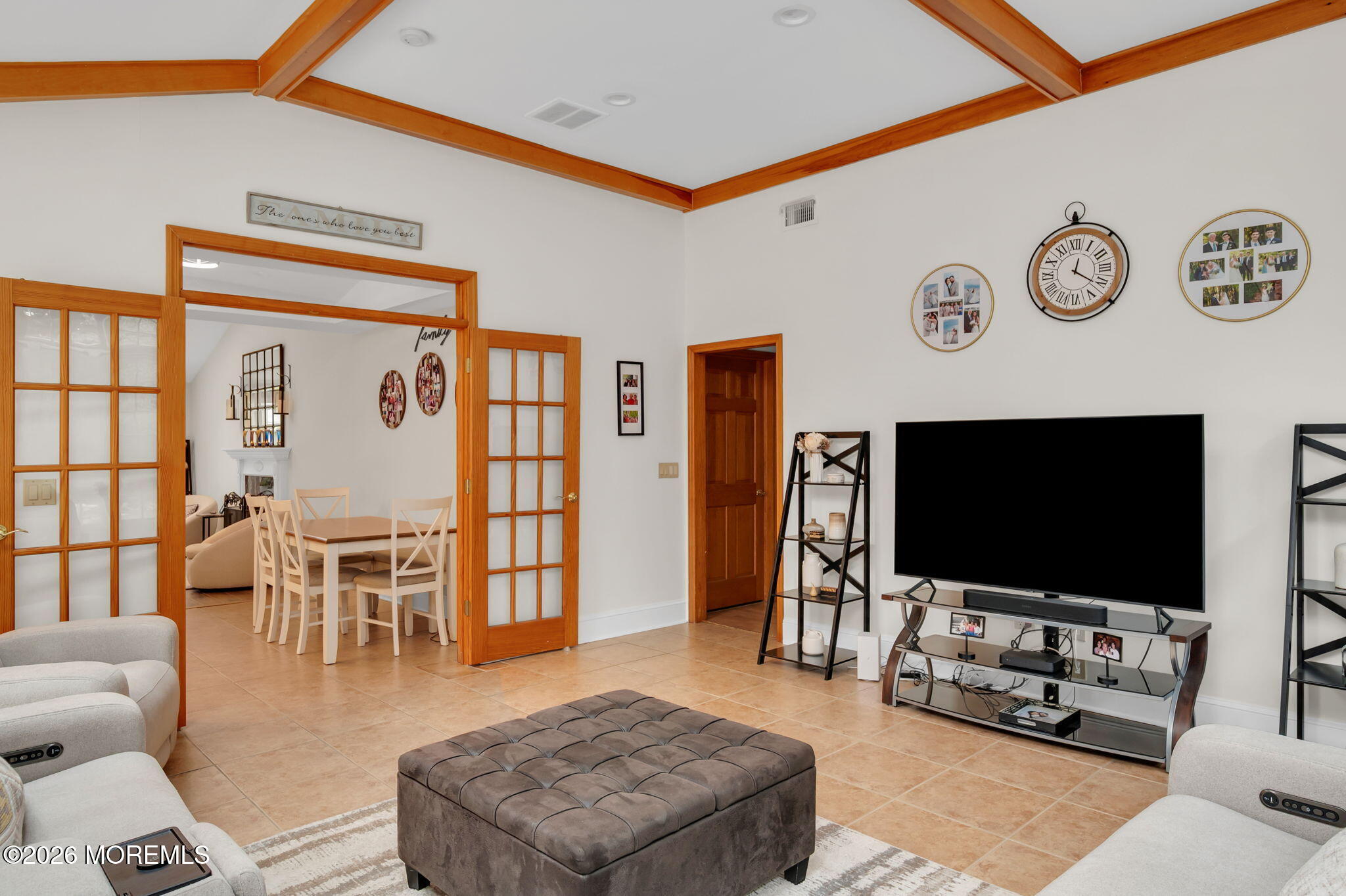 24 Village Lane Middletown NJ 07748