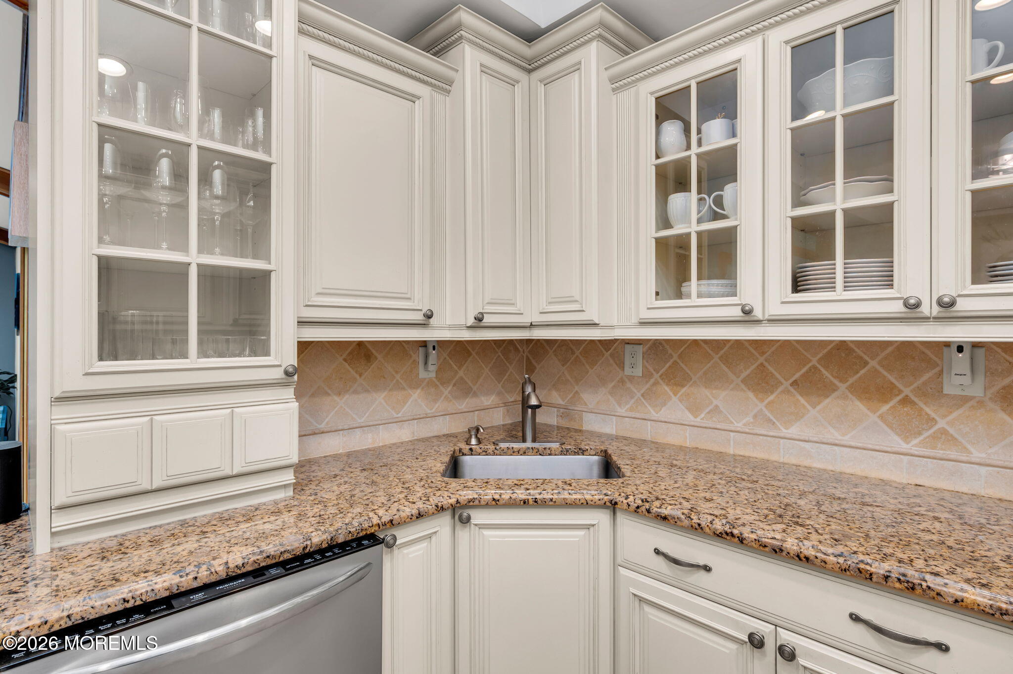 24 Village Lane Middletown NJ 07748