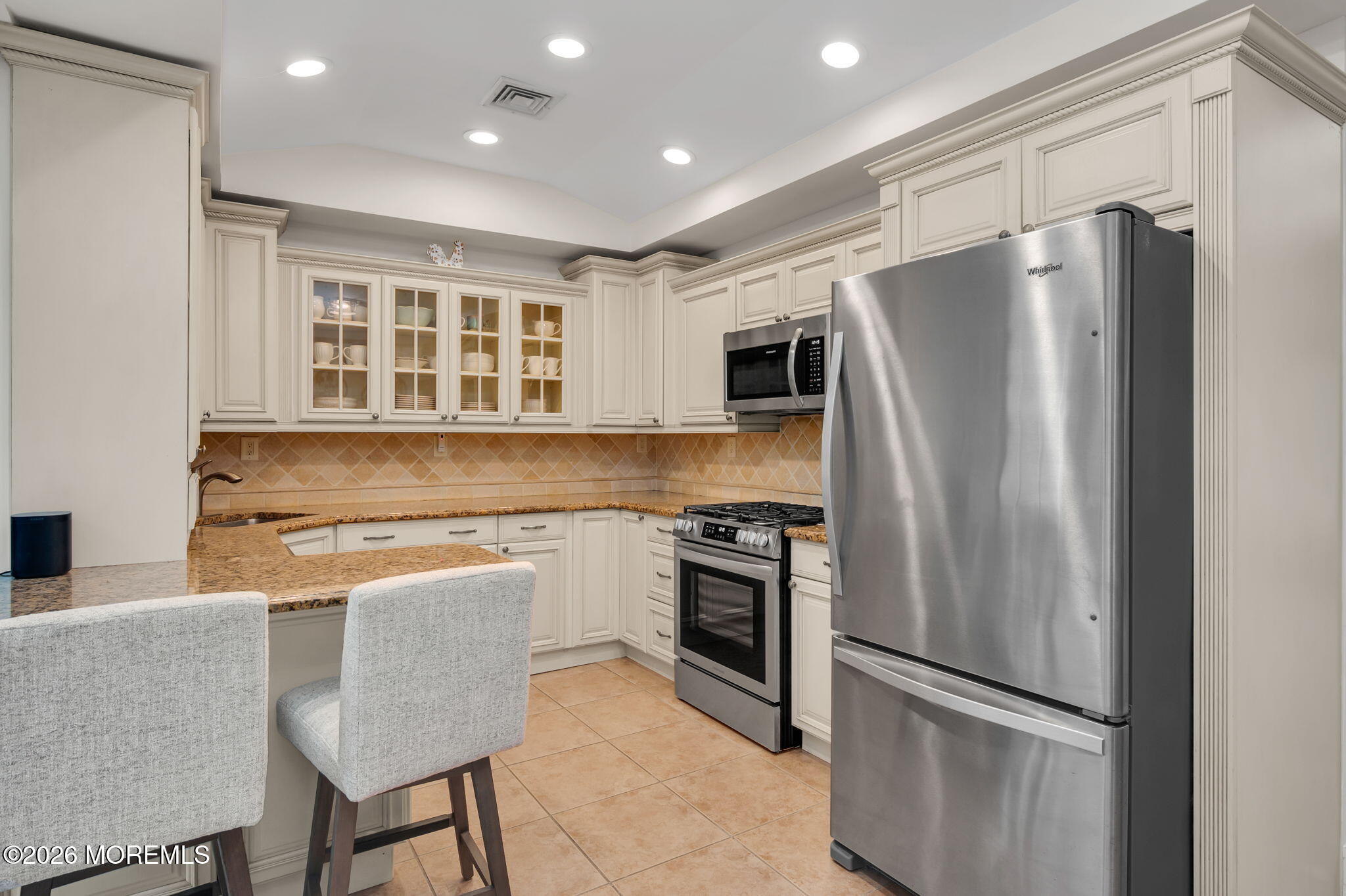 24 Village Lane Middletown NJ 07748