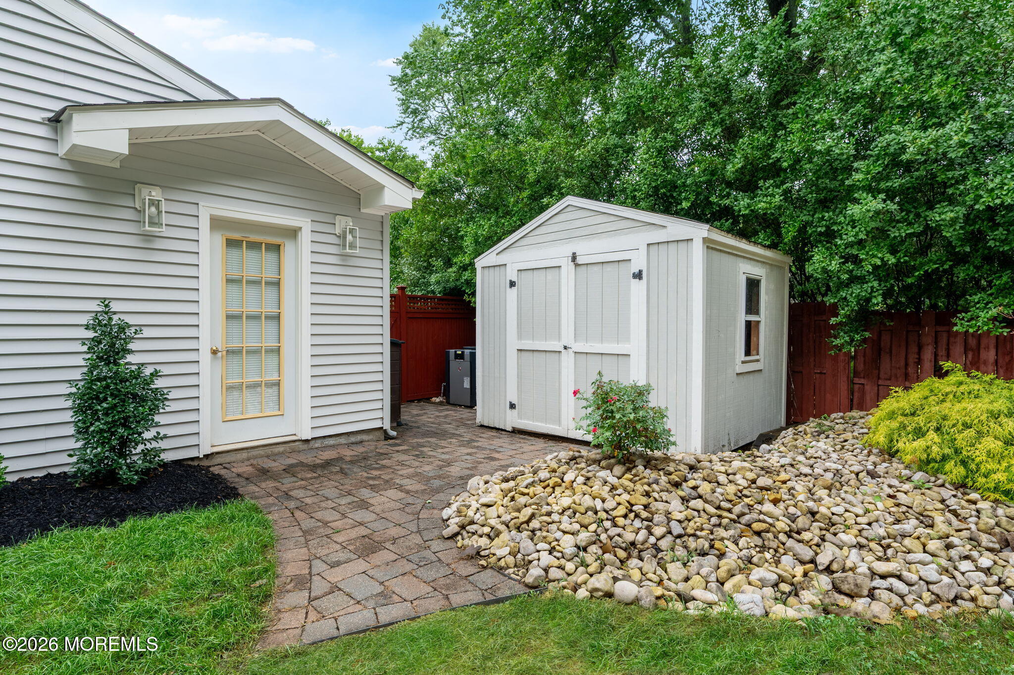 24 Village Lane Middletown NJ 07748