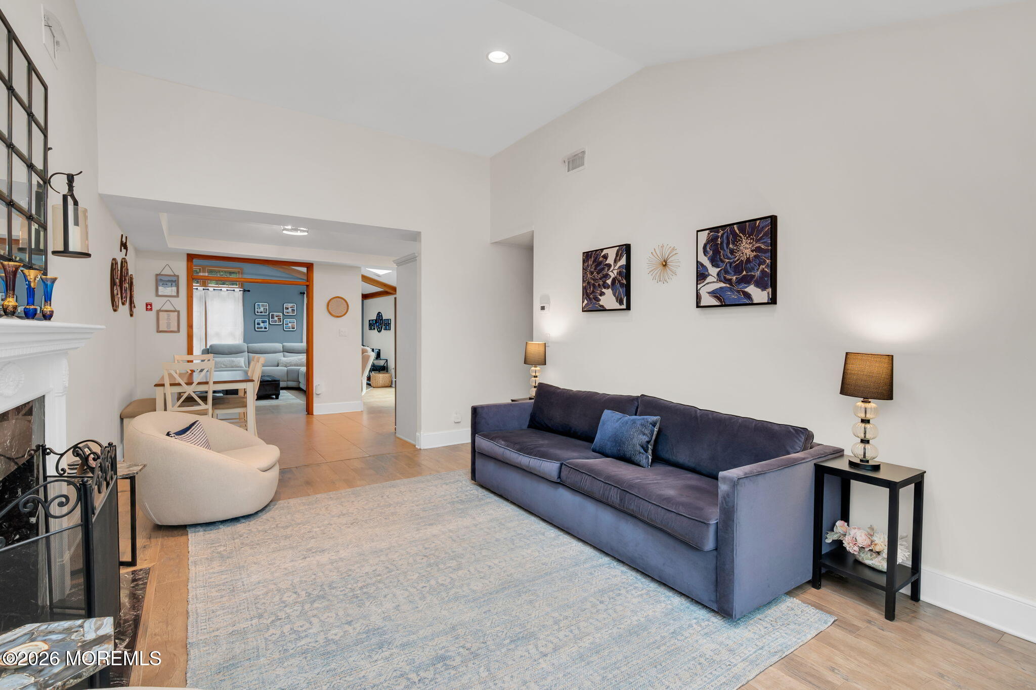 24 Village Lane Middletown NJ 07748