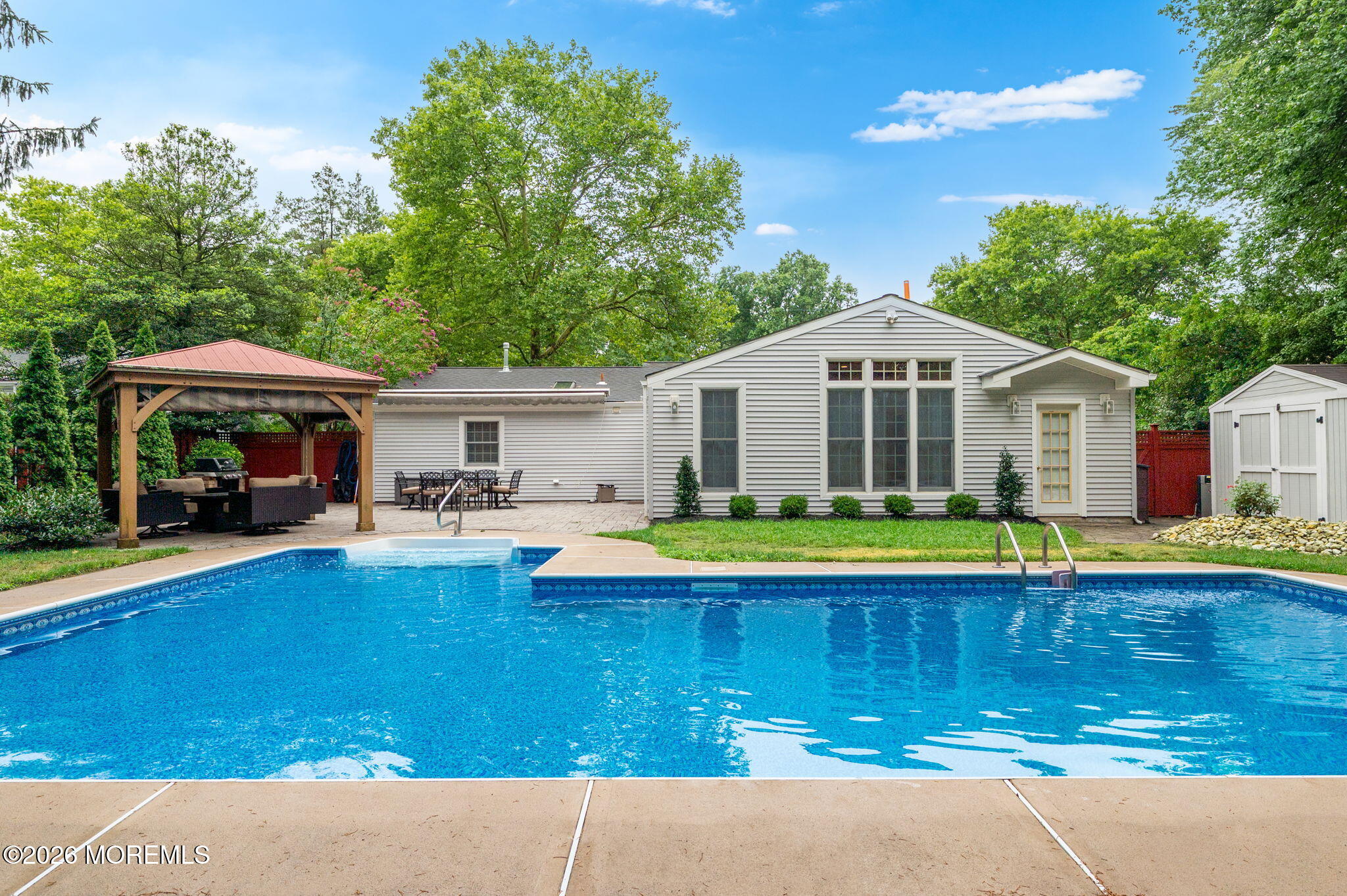 24 Village Lane Middletown NJ 07748