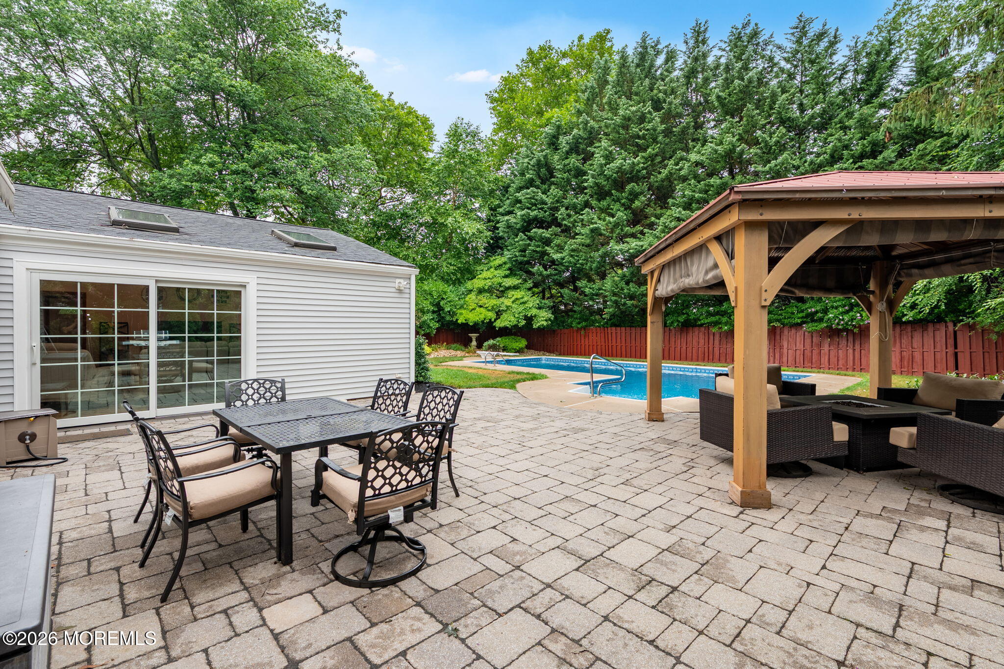 24 Village Lane Middletown NJ 07748