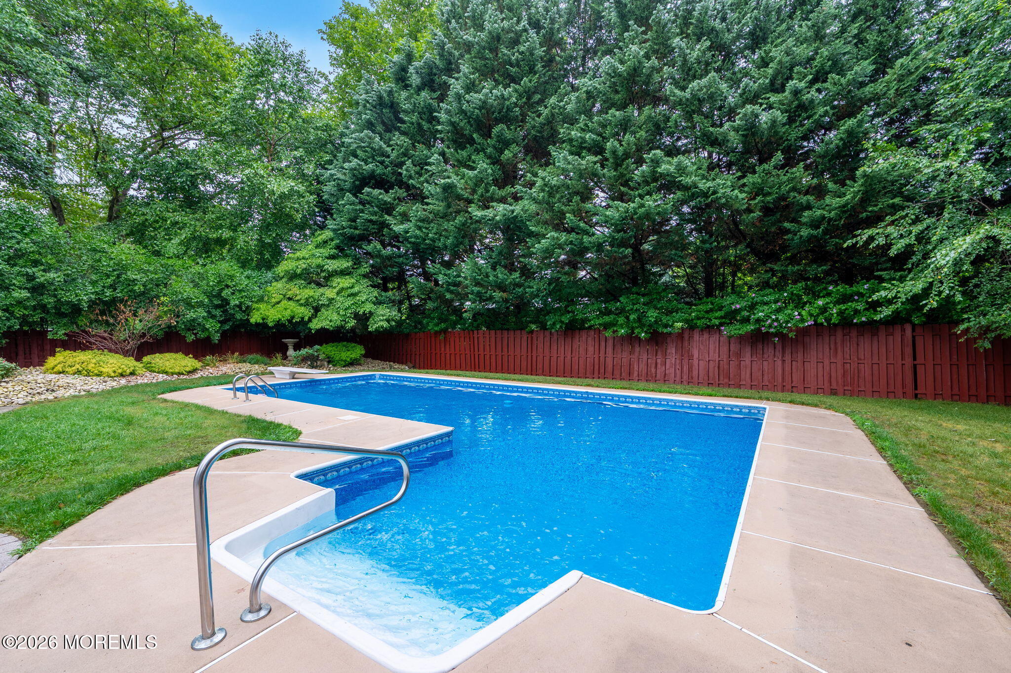 24 Village Lane Middletown NJ 07748
