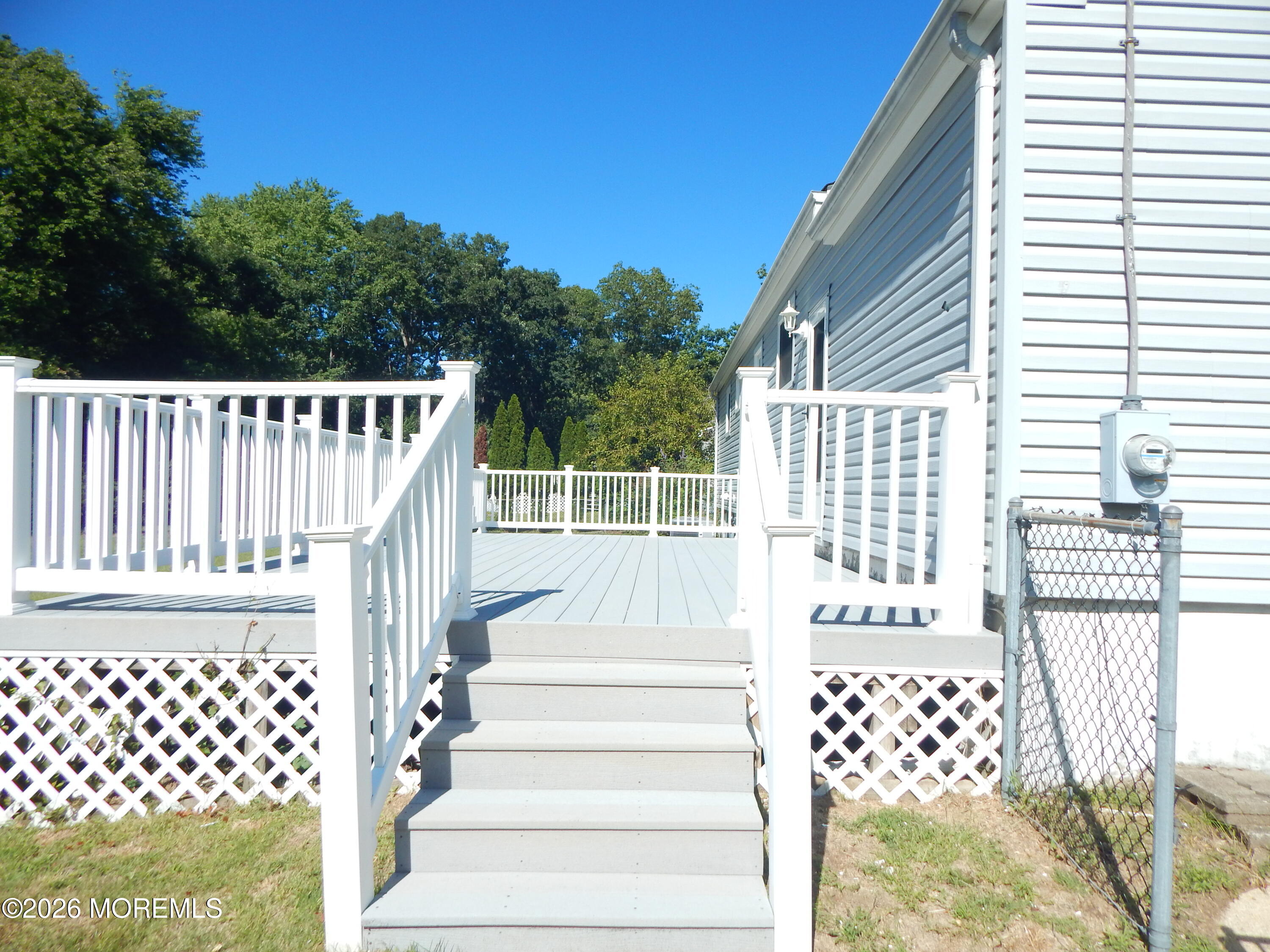 28 Woodside Drive Howell NJ 07731