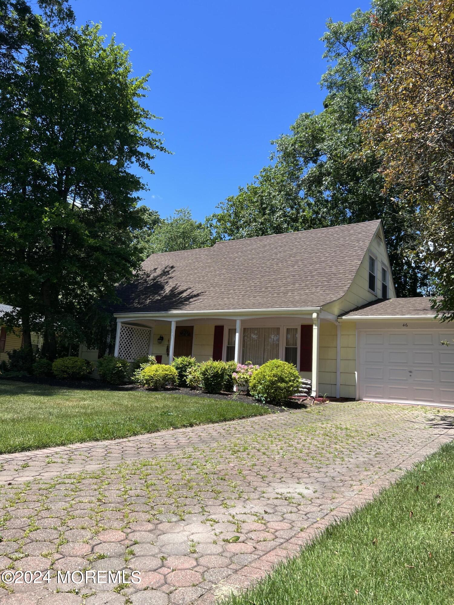 46 Waverly Place Aberdeen NJ 07747