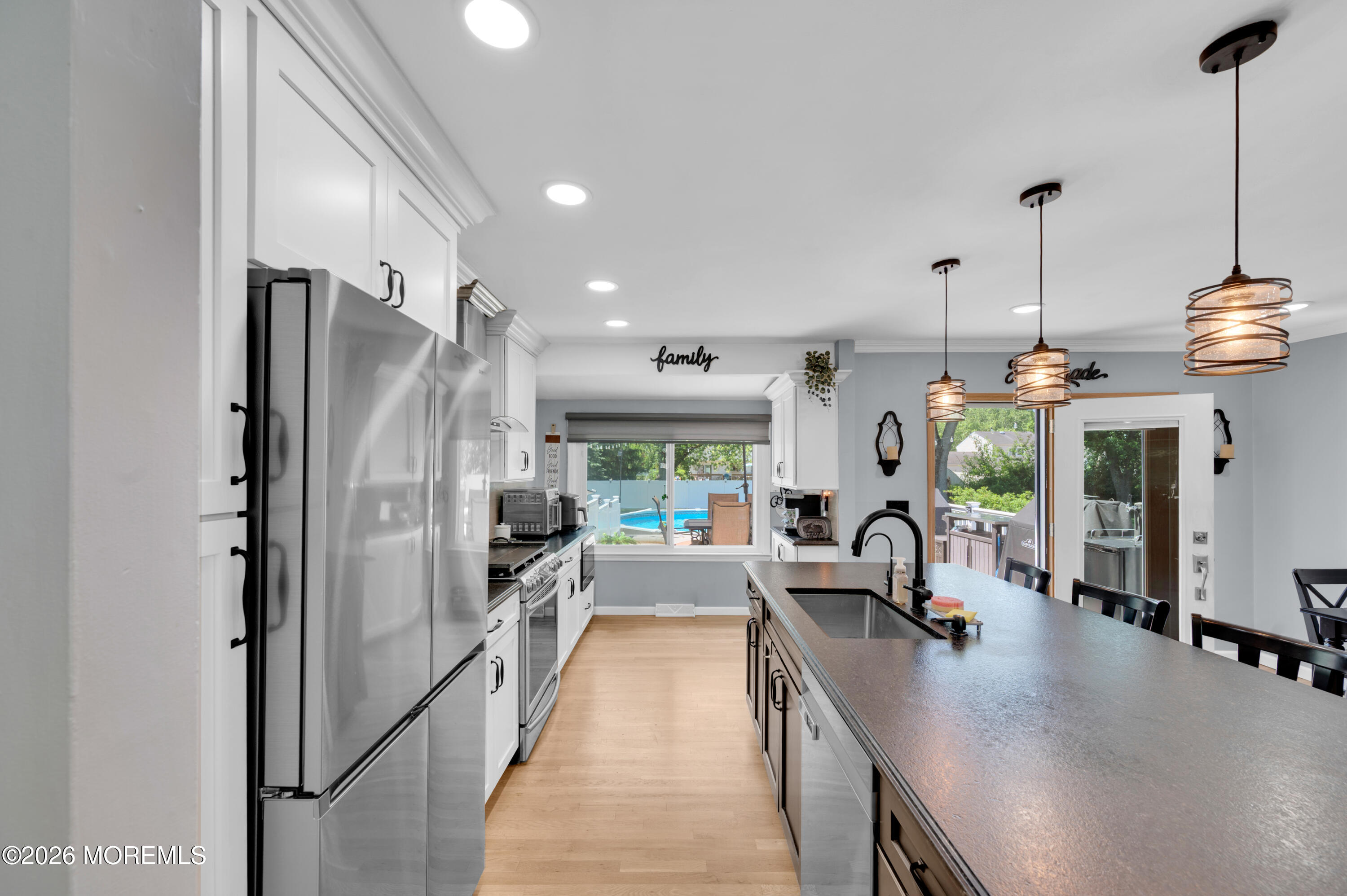 17 Eliot Road Manalapan NJ 07726