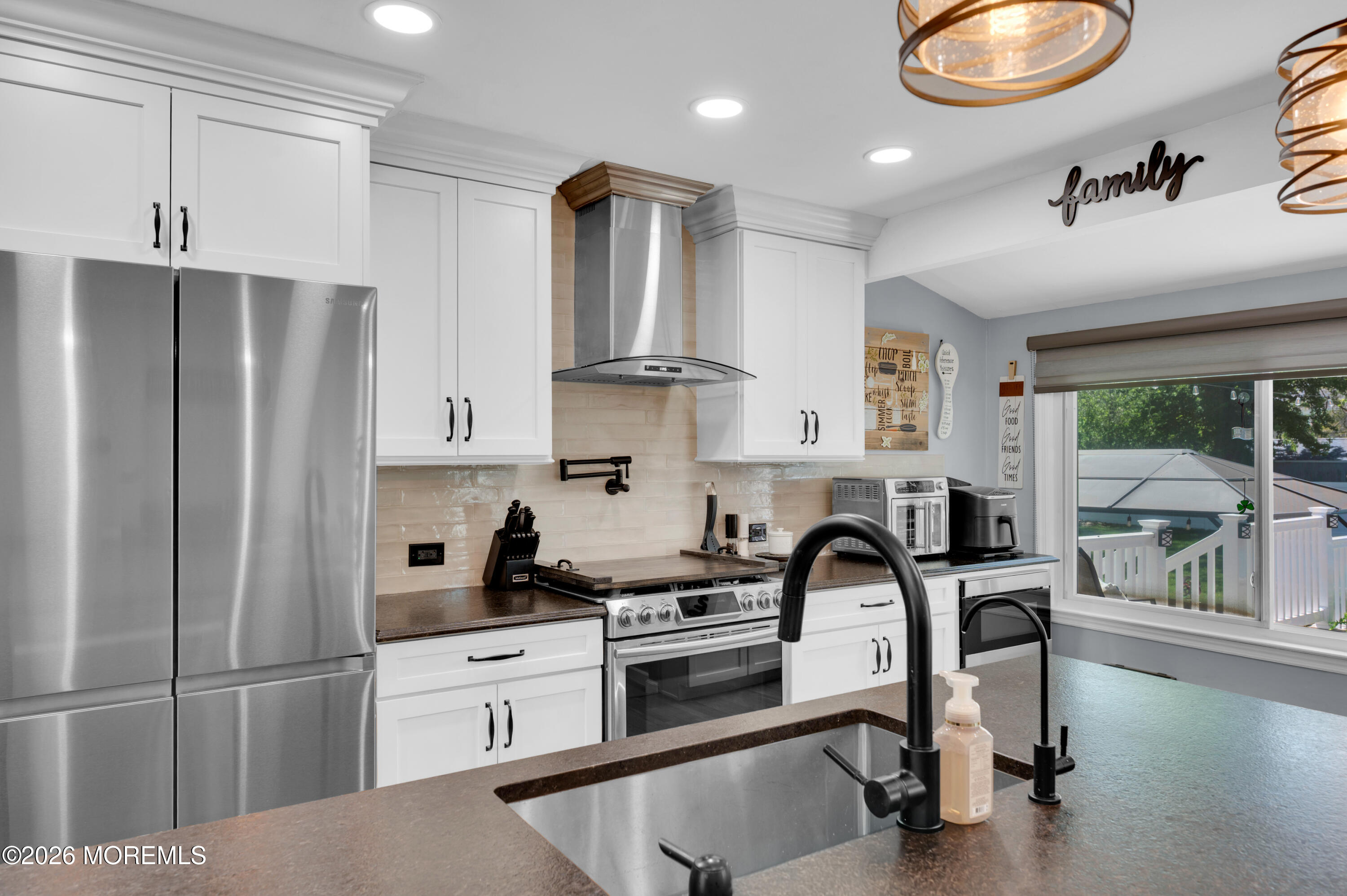 17 Eliot Road Manalapan NJ 07726
