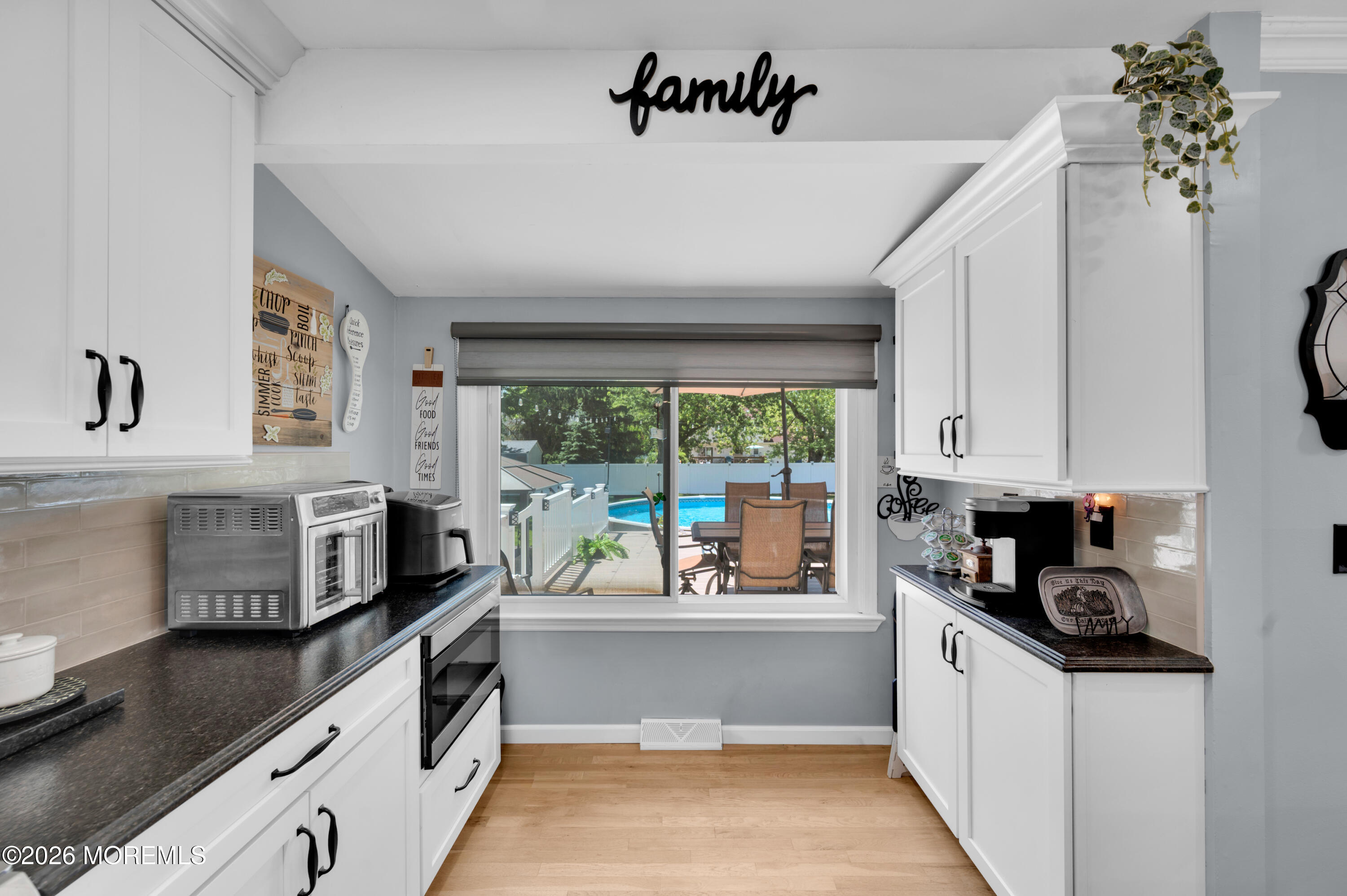 17 Eliot Road Manalapan NJ 07726