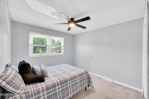 17 Eliot Road Manalapan NJ 07726