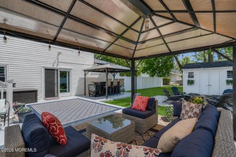 17 Eliot Road Manalapan NJ 07726