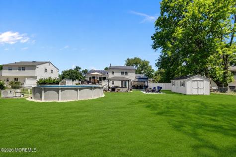 17 Eliot Road Manalapan NJ 07726