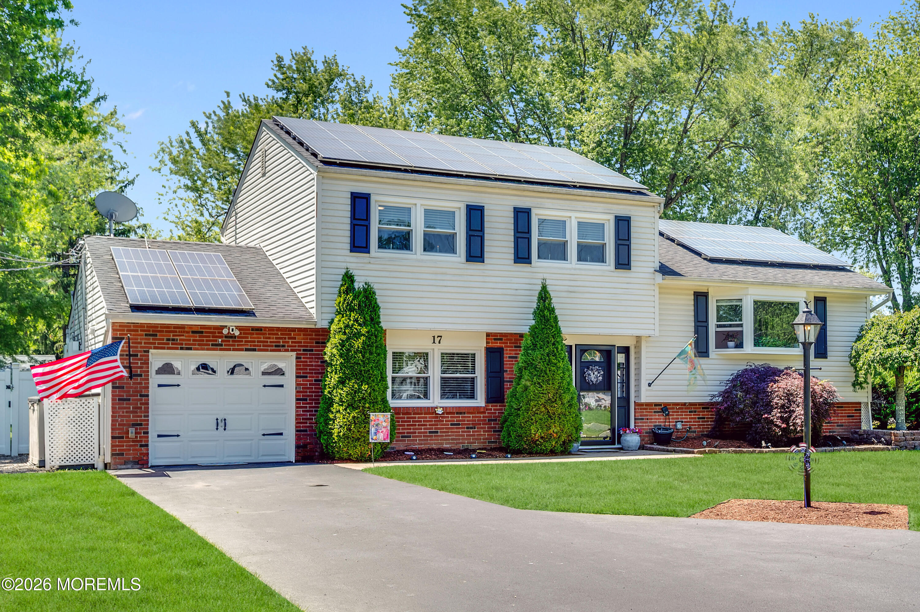 17 Eliot Road Manalapan NJ 07726