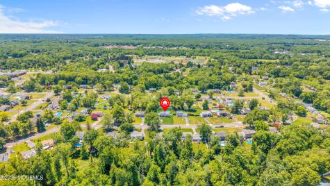 17 Eliot Road Manalapan NJ 07726