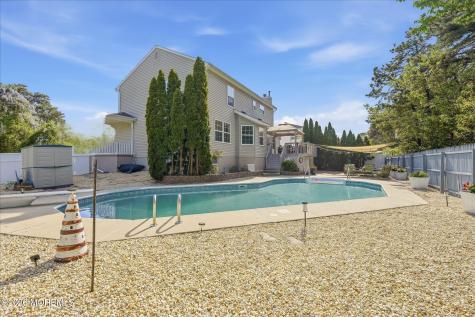 136 D Street Brick NJ 08723