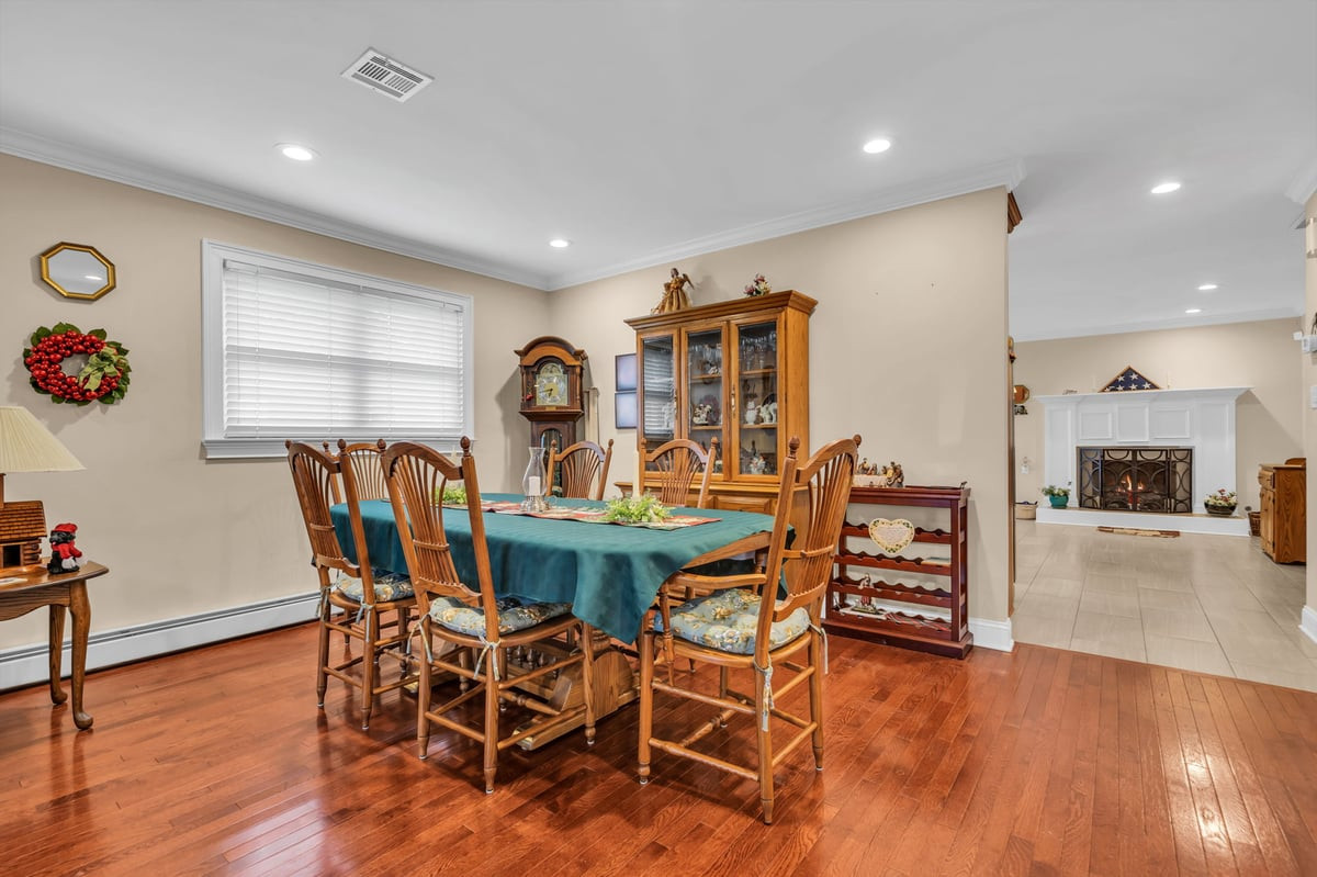 23 Roman Street Toms River NJ 08757