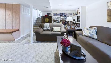 30 Livingston Drive Howell NJ 07731