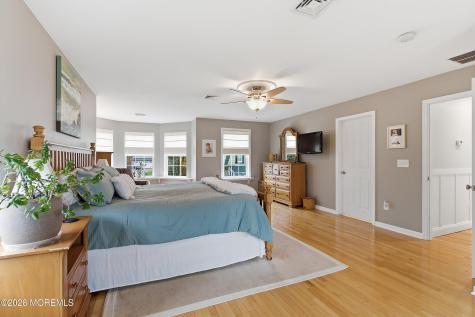 136 W End Avenue Island Heights NJ 08732