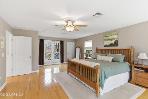 136 W End Avenue Island Heights NJ 08732