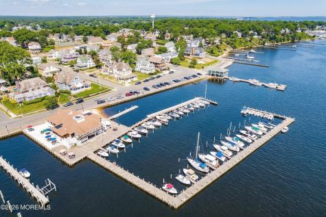 136 W End Avenue Island Heights NJ 08732