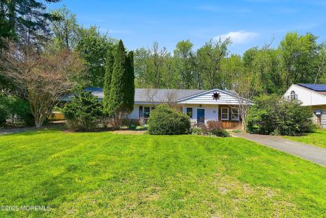 12 Pine Drive Roosevelt NJ 08555