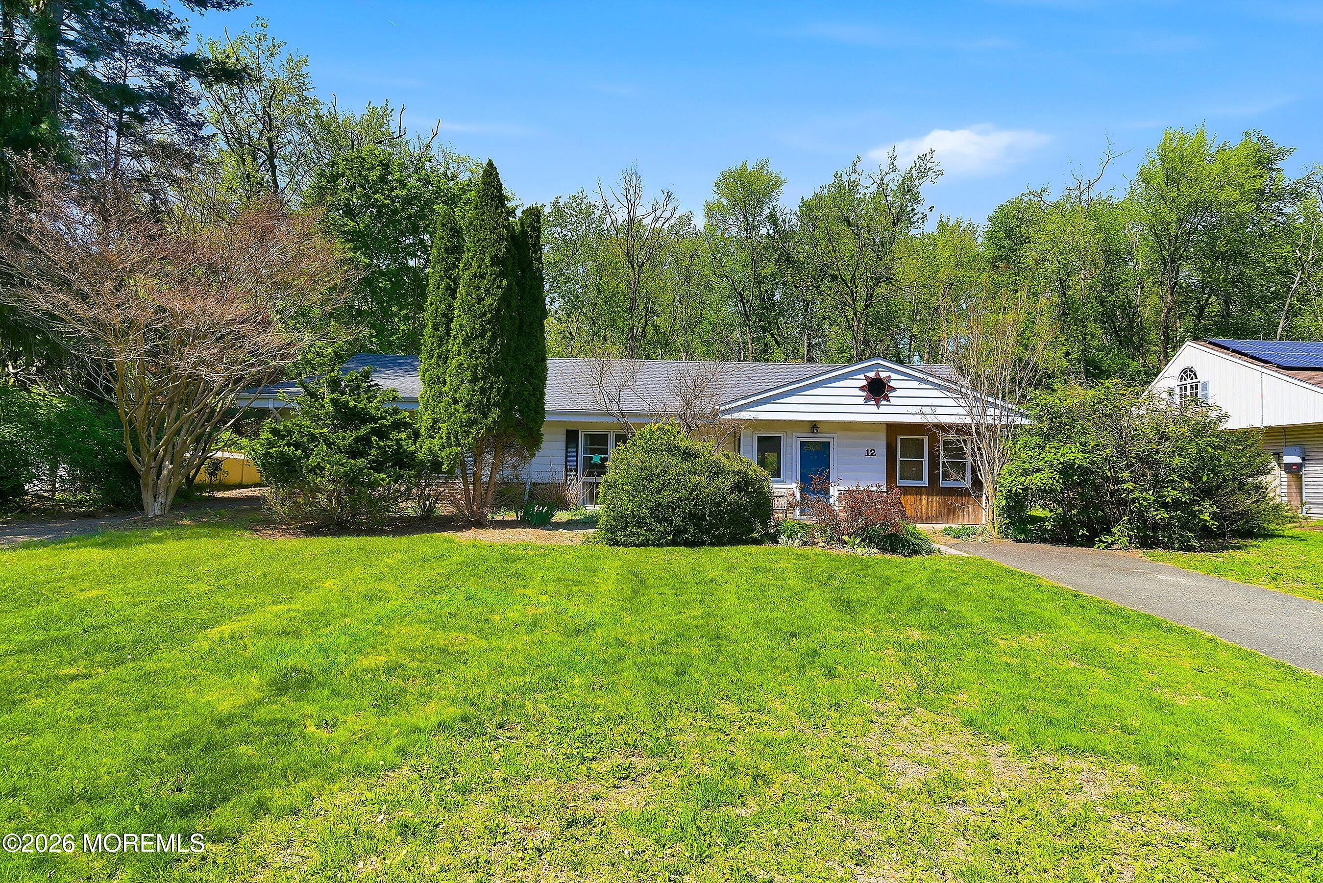 12 Pine Drive Roosevelt NJ 08555