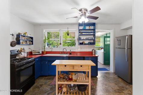 12 Pine Drive Roosevelt NJ 08555