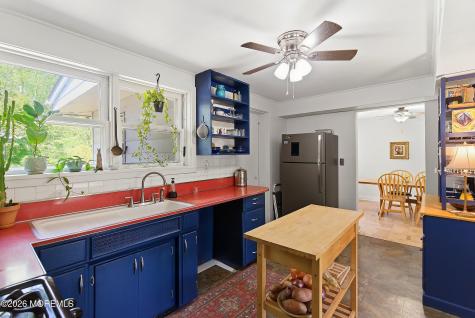 12 Pine Drive Roosevelt NJ 08555