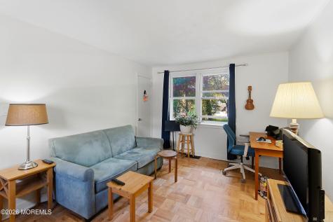 12 Pine Drive Roosevelt NJ 08555