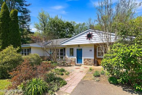 12 Pine Drive Roosevelt NJ 08555