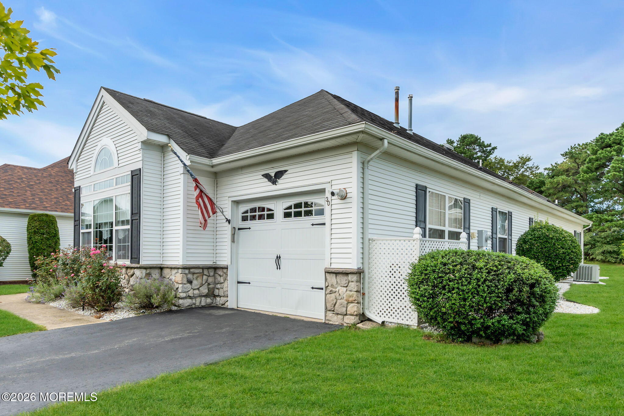 30 Arcadia Drive Manchester NJ 08759