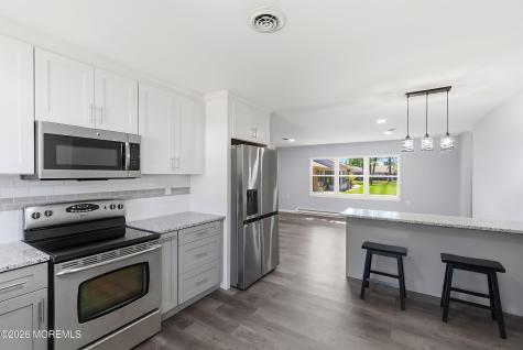 44 Buckingham Drive Manchester NJ 08759