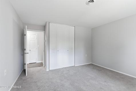 44 Buckingham Drive Manchester NJ 08759