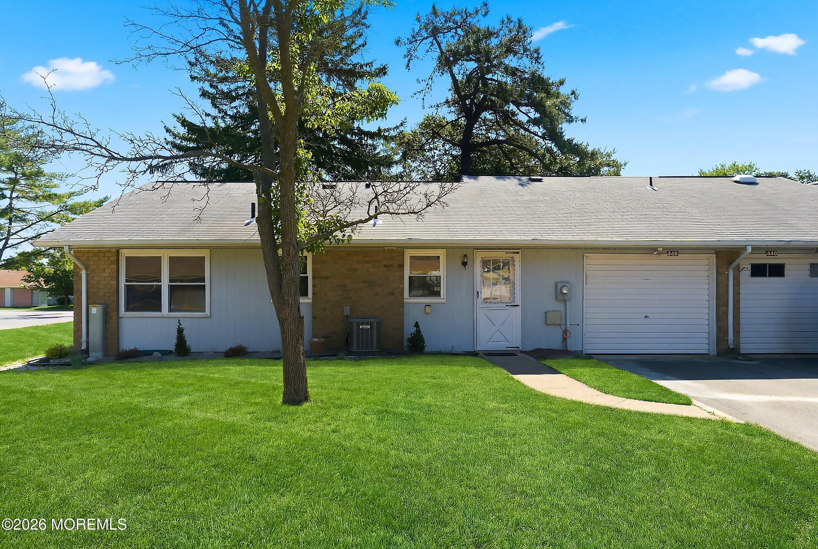 44 Buckingham Drive Manchester NJ 08759