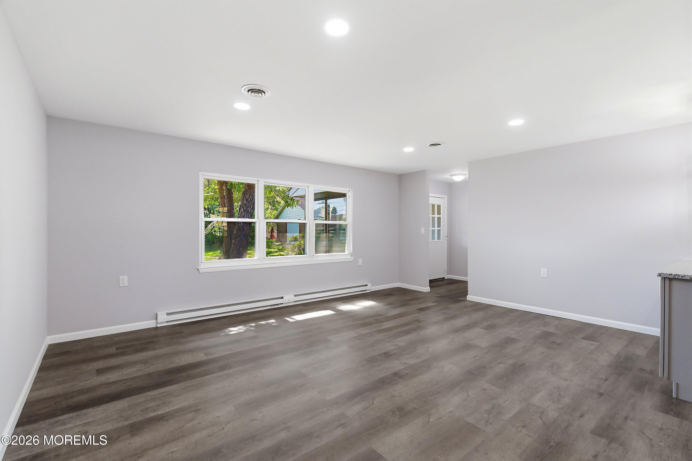 44 Buckingham Drive Manchester NJ 08759