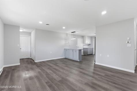 44 Buckingham Drive Manchester NJ 08759