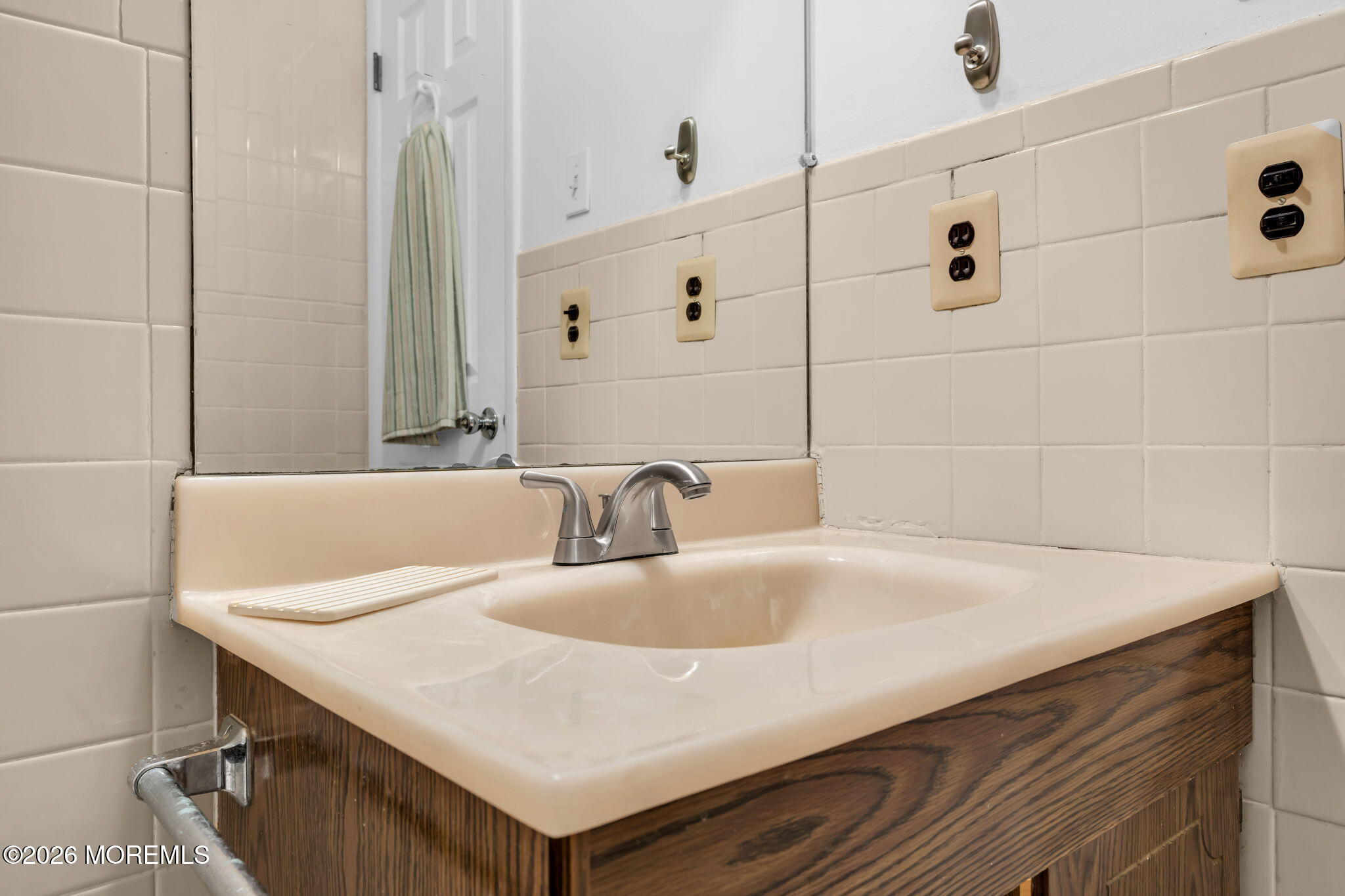 1905 Teakwood Road Toms River NJ 08753