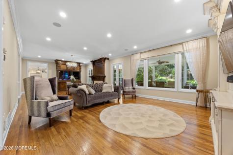 6 Jayhawk Way Holmdel NJ 07733