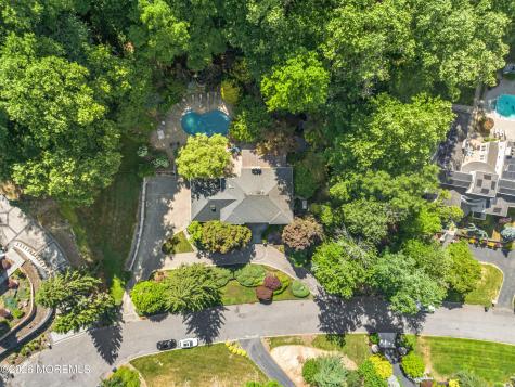 6 Jayhawk Way Holmdel NJ 07733